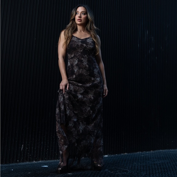 Vintage Brown floral gown - Picture 3 of 5